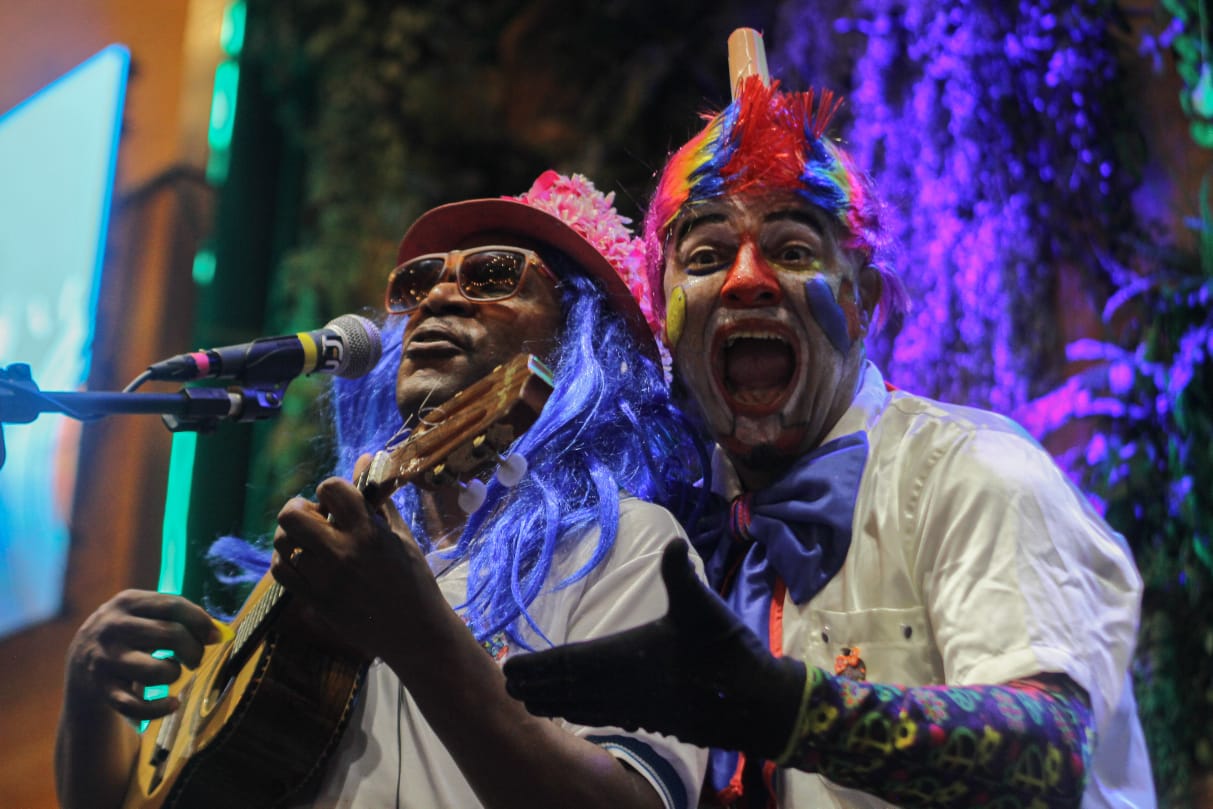 Matinê de Carnaval agita Cine Theatro Carlos Gomes na segunda-feira