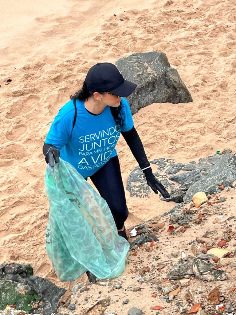 FOTO: Divulgação/Voluntários participam de ação da Braskem
